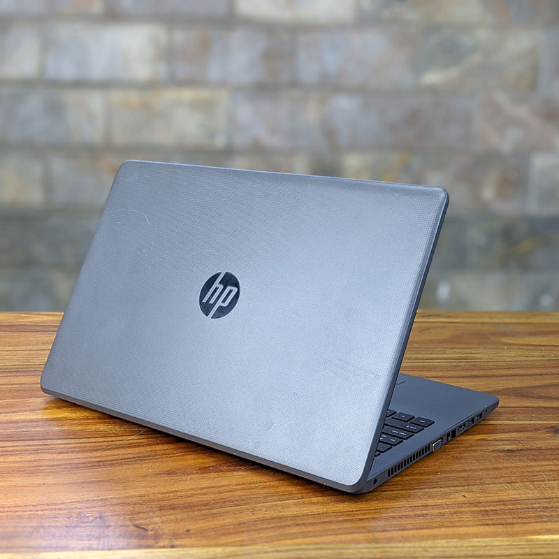 HP 250 G6 laptop giá rẻ hiệu năng tốt, thiết kế đẹp